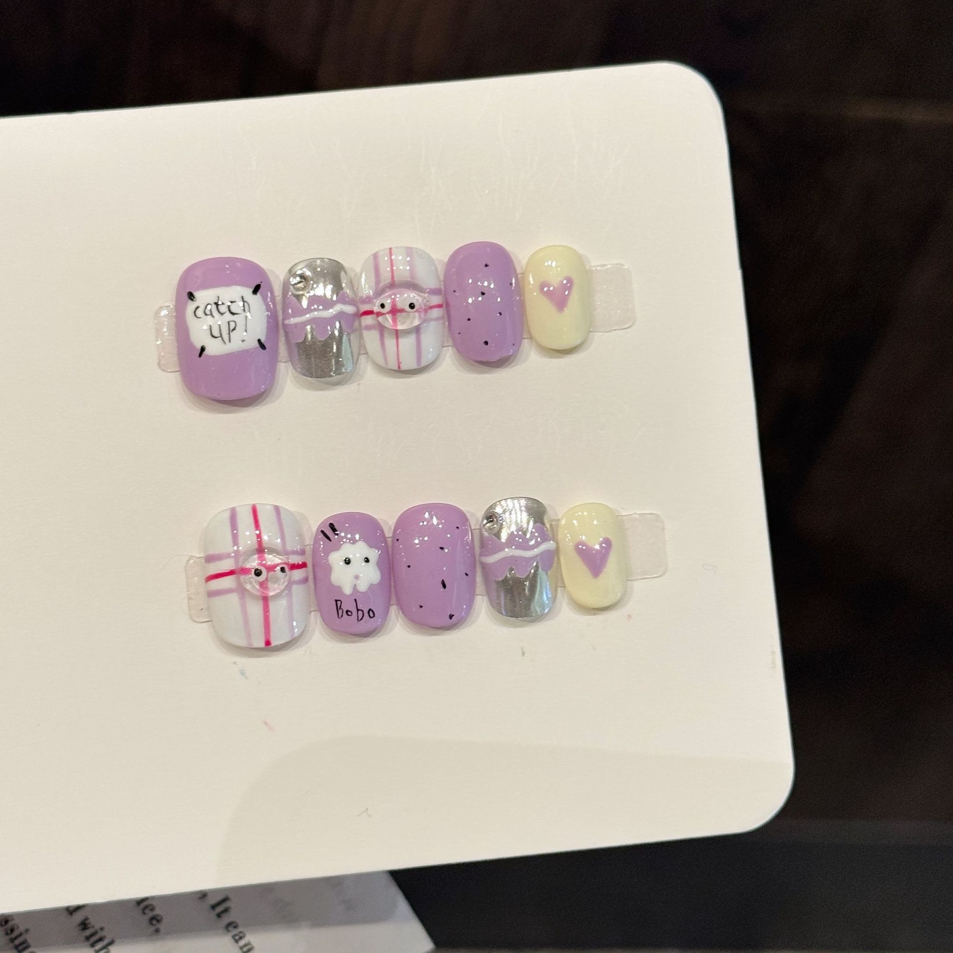 Nail Art Love - 10개 수제 프레스드 숏 라운드 네일